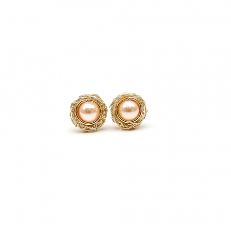 Stud earrings by Ichiban - Sweet Peach