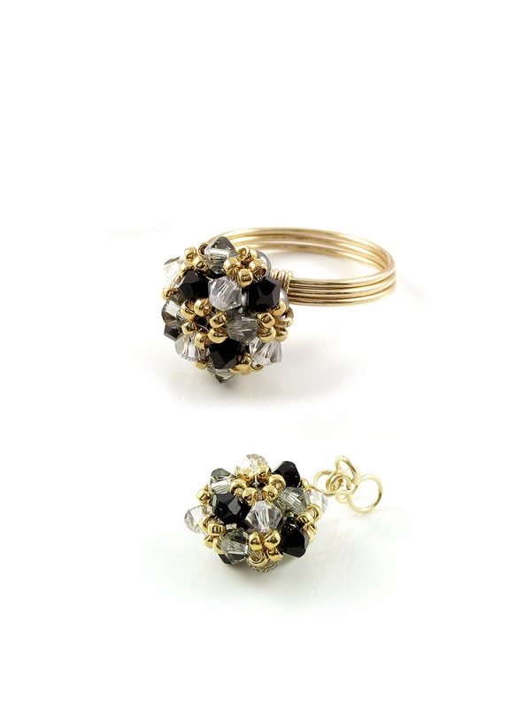 Set pendant and ring by Ichiban - Daisies Black Diamond