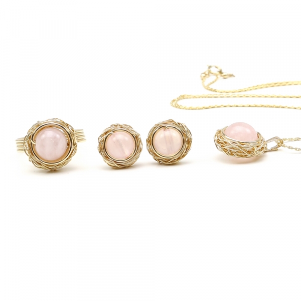 Set pendant, ring and stud earrings by Ichiban - Sweet Quart Rose