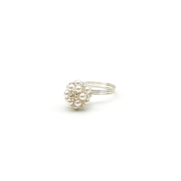 Ring by Ichiban - Daisies White AG925