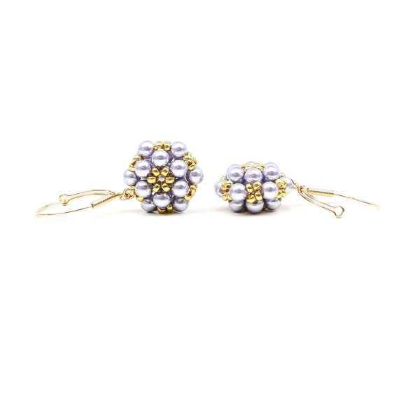 Leverback earrings by Ichiban - Daisies Lavander