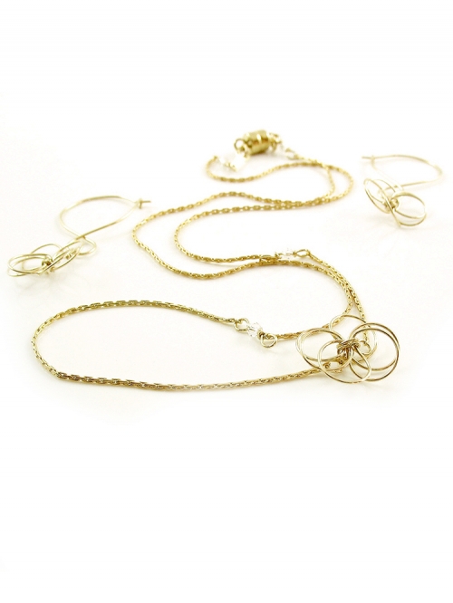 Set necklace and earrings by Ichiban - Flower power