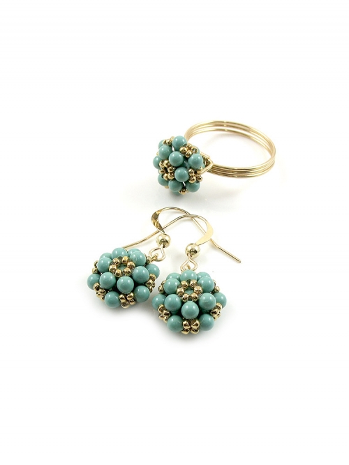 Daisies Jade set - ring and earrings