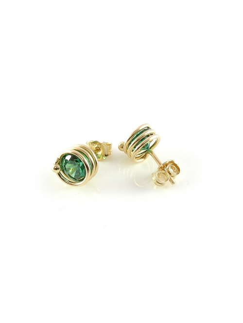 Stud earrings by Ichiban - Busted Emerald