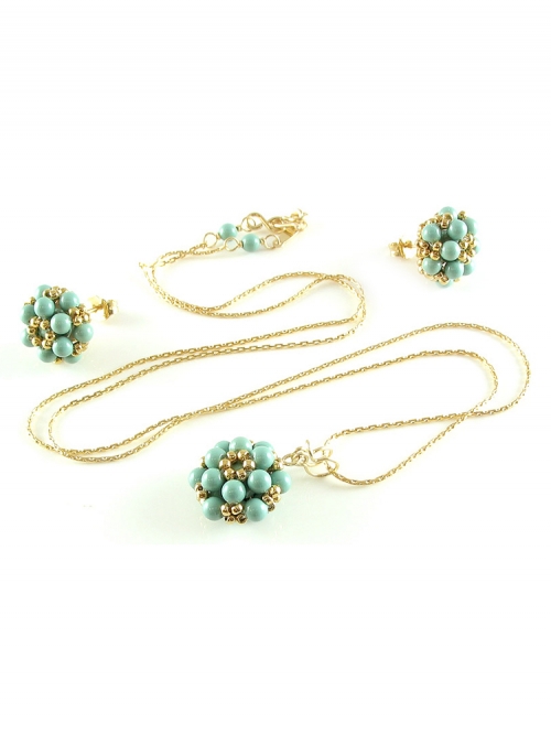 Set pendant and stud earrings by Ichiban - Daisies Jad