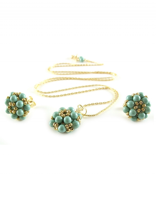 Set pendant and stud earrings by Ichiban - Daisies Jad