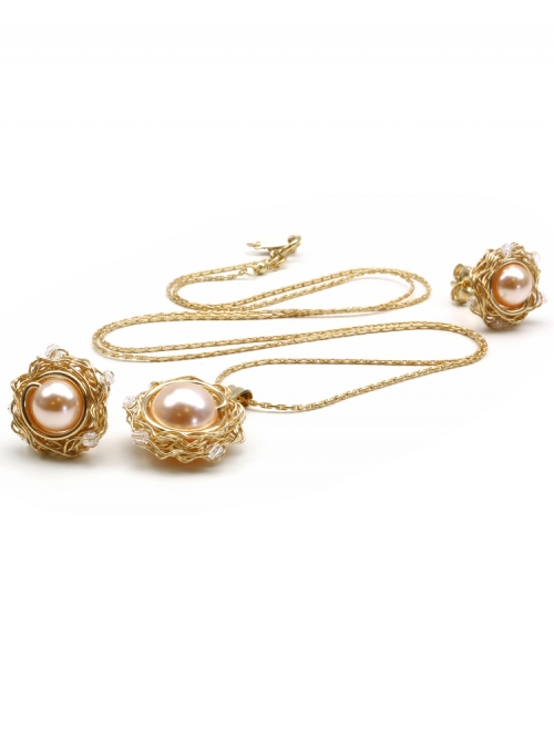 Sweet Peach set - pendant and earrings