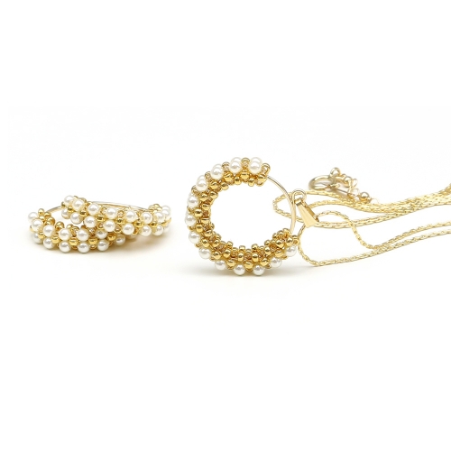 Set pendant and earrings by Ichiban- Primetime Pearls Cream