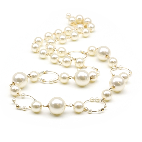 Necklace by Ichiban - Gravity Cream