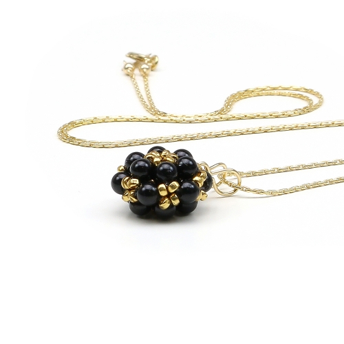 Pendant by Ichiban - Daisies Mystic Black