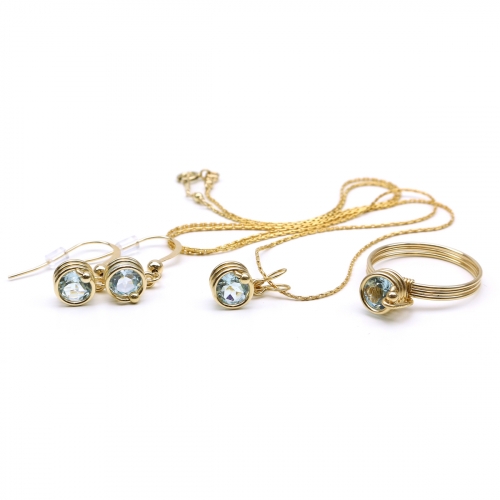 Set pendant, earrings and ring by Ichiban - Busted Deluxe Sky Blue Topaz