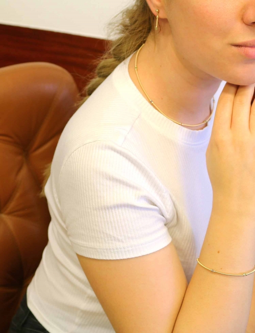 Gemstone set necklace and stud earrings by Ichiban - Vogue Gemstone Mix