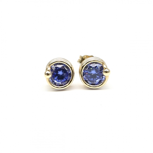 Stud earrings by Ichiban - Busted Tanzanite