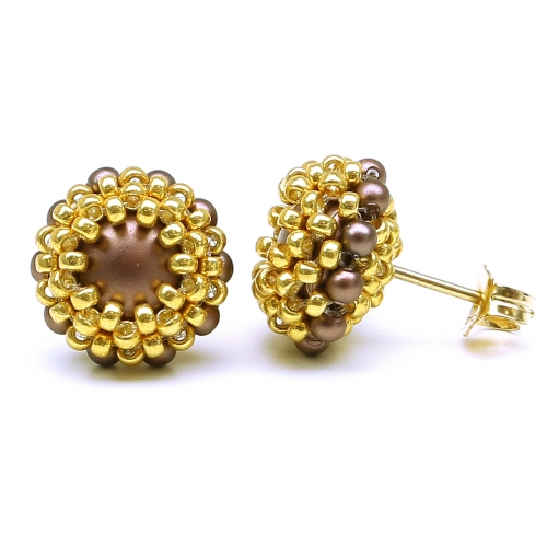 Stud earrings by Ichiban - Teeny Tiny Velvet Brown