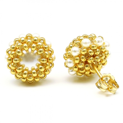 Stud earrings by Ichiban - Teeny Tiny Cream