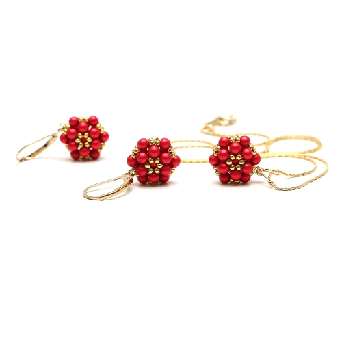 Set pendant and leverback earrings by Ichiban - Daisies Rouge