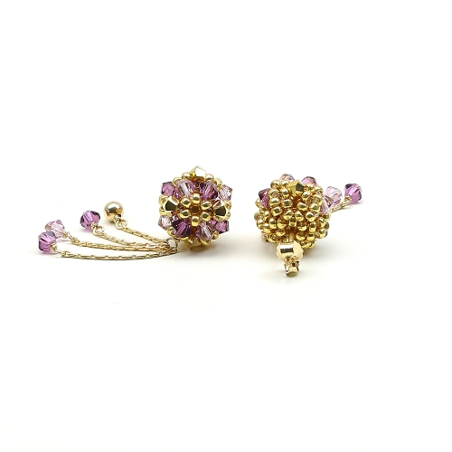 Stud earrings with hanging chains by Ichiban - Daisies Amethyst