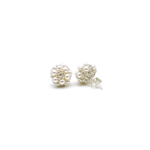 Stud earrings by Ichiban - Daisies White AG925