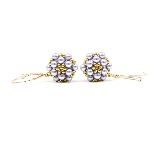 Leverback earrings by Ichiban - Daisies Lavander